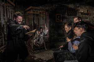 Sondershow „Der erste Exorzismus“ sorgt für Schrecken im Berlin Dungeon