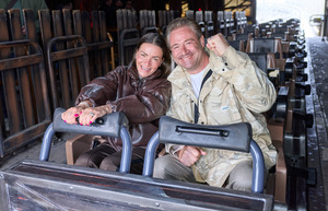 Sänger Sasha absolvierte die Jubiläumsfahrt auf „Colossos“