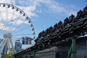 Abschlussbremse und im Hintergrund das 60m hohe Riesenrad