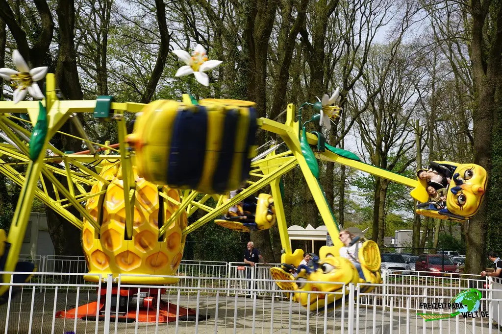 Bee Bee im Amusementspark Tivoli - 2024