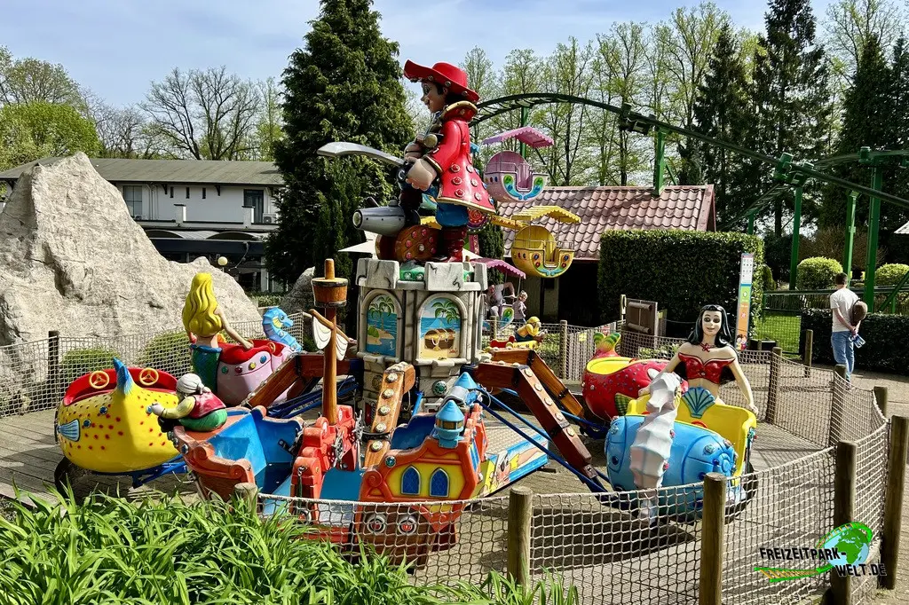 Vliegende Piraatje im Amusementspark Tivoli - 2024
