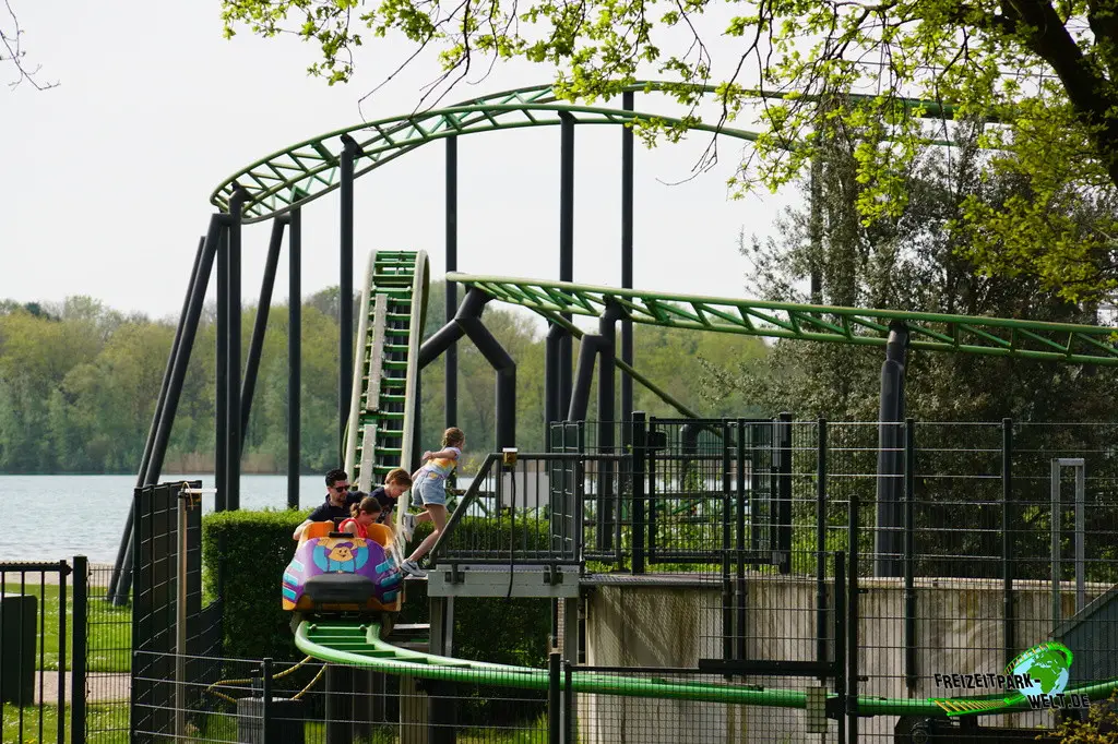 Familieachtbaan im BillyBird Hemelrijk - 2024