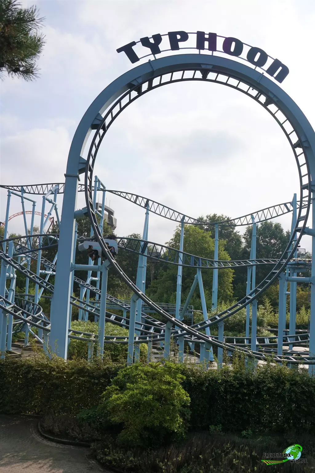 Typhoon im Bobbejaanland - 2021