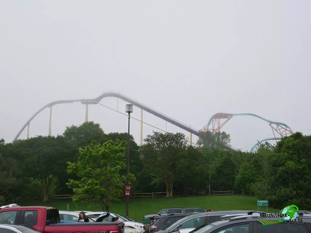 Apollo's Chariot im Busch Gardens Williamsburg - 2022: Lifthill von Apollos Chariot