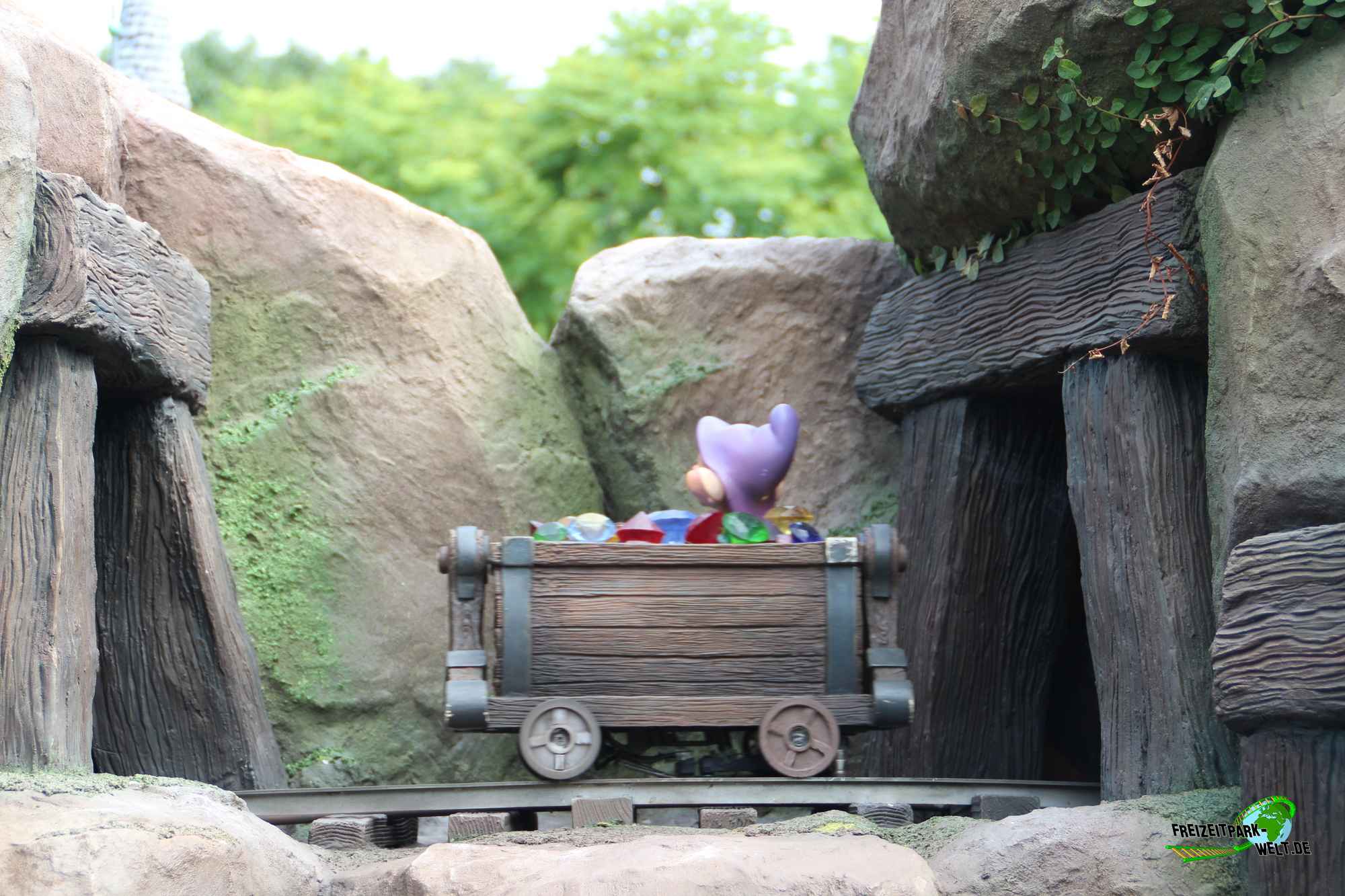 Fantasyland Hong Kong Disneyland FreizeitparkWelt.de