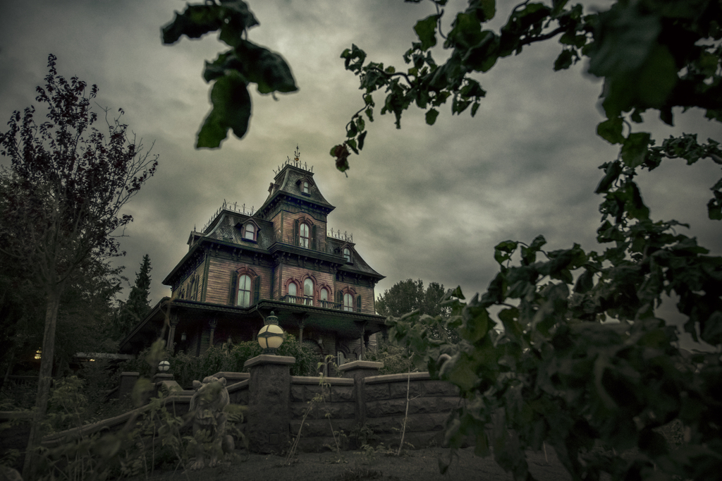 HLW 2025_Phantom Manor.jpg