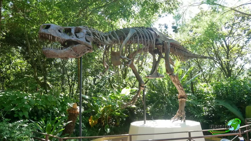 Dinosaur! in Disneys Animal Kingdom - 2019