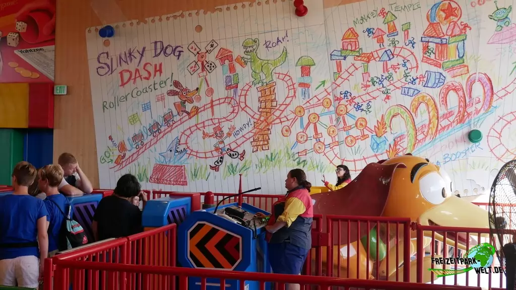 Slinky Dog Dash in Disney Hollywood Studios - 2019