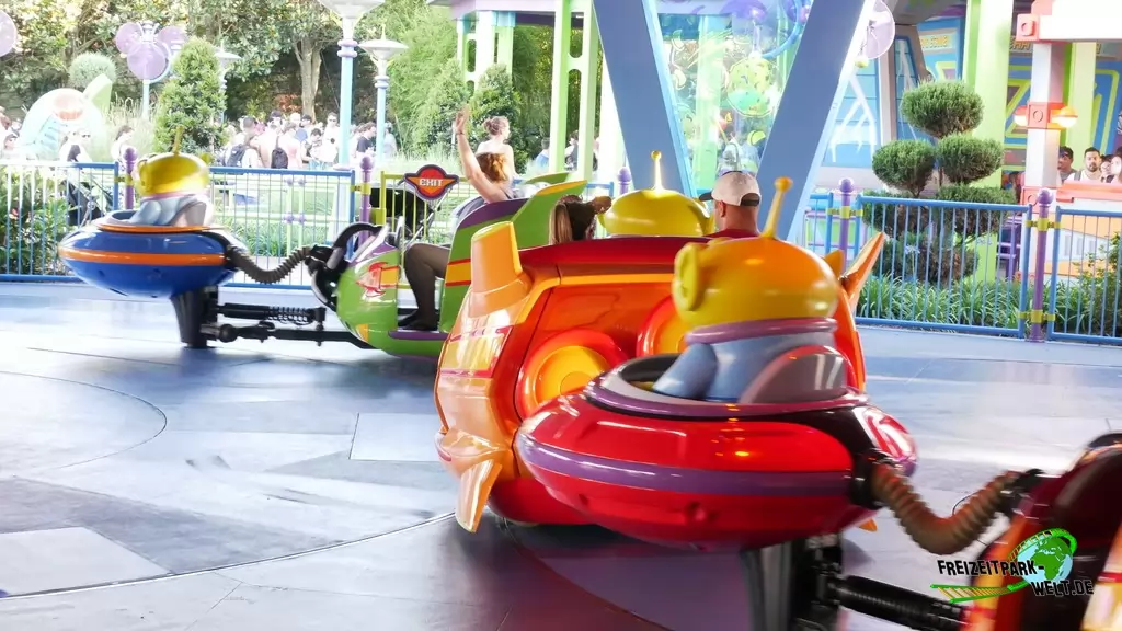 Alien Swirling Saucers in Disney Hollywood Studios - 2019