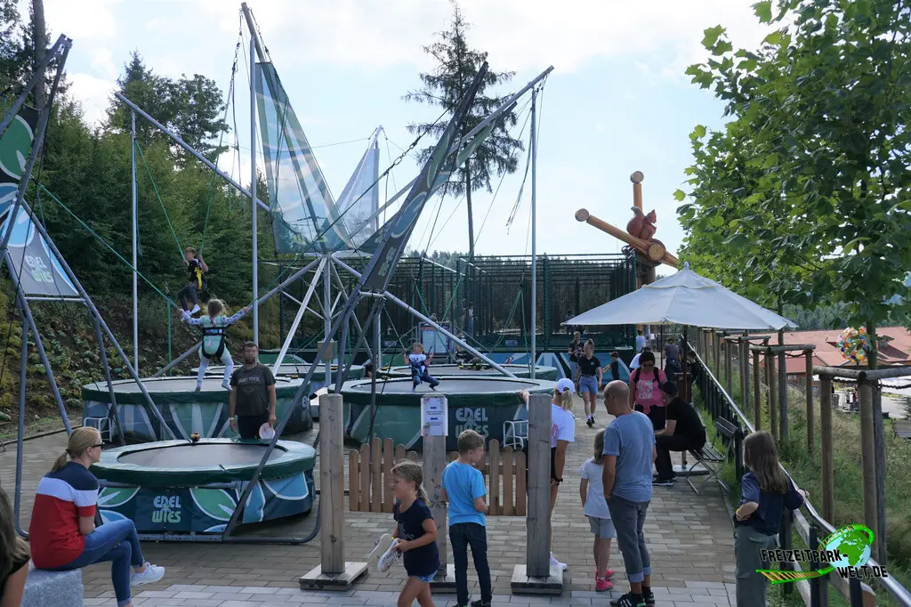 Trampoline im Edelwies - 2023