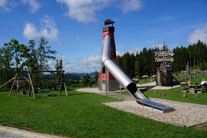 Der Leuchtturm Spielplatz am oberen Restaurant bzw. dem See - Foto 8