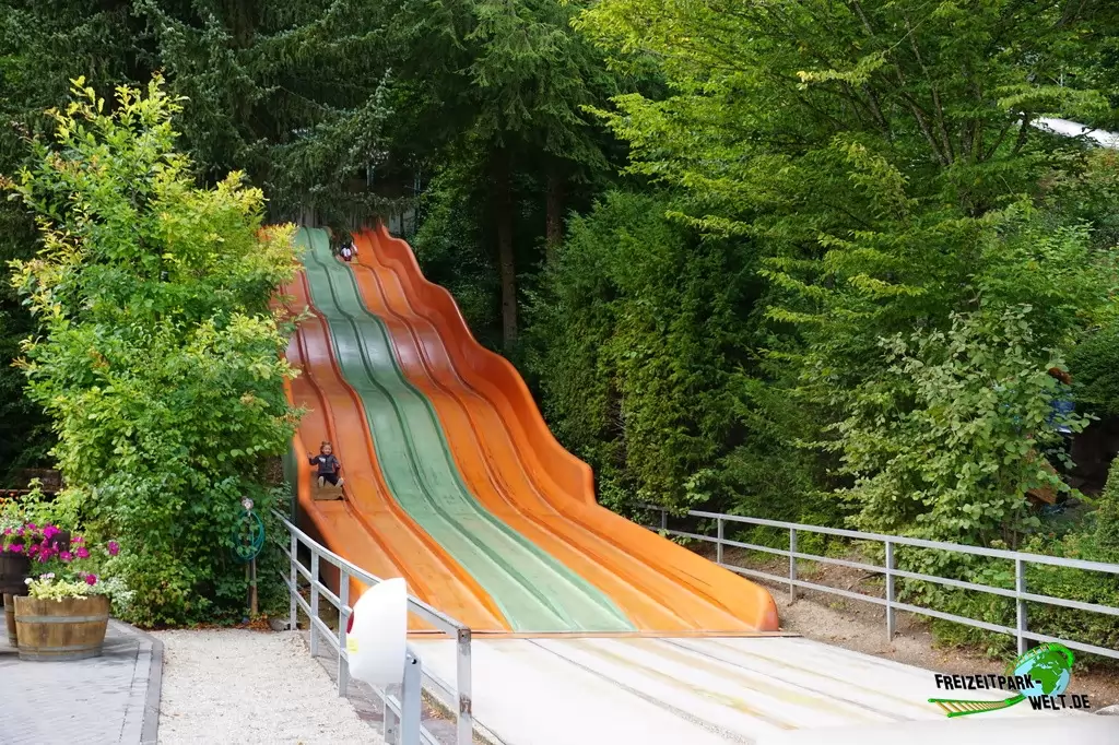 Wellenrutsche im Eifelpark - 2020