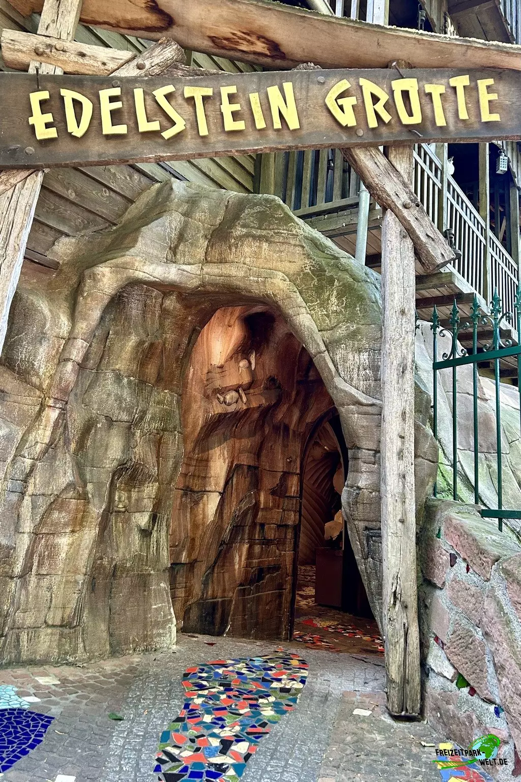 Zauberwelt der Diamanten im Europa-Park - 2023: Ausgang der Zauberwelt der Diamanten