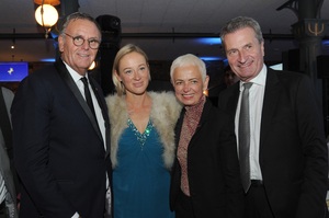 Roland Mack, die Präsidentin des elsässischen DÃ©partementrates Haut-Rhin Brigitte Klinkert (2.v.re.) sowie EU-Kommissar Günther Oettinger mit seiner Ehefrau Friederike Beyer (2.v.li.)  - Foto 2