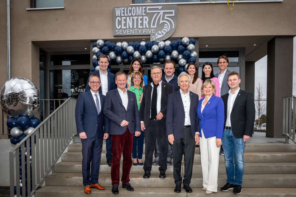 WelcomeCenter75_FamilieMack.jpg