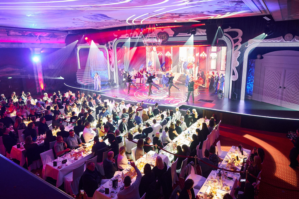 Europa-Park_Dinner-Show_1.jpg