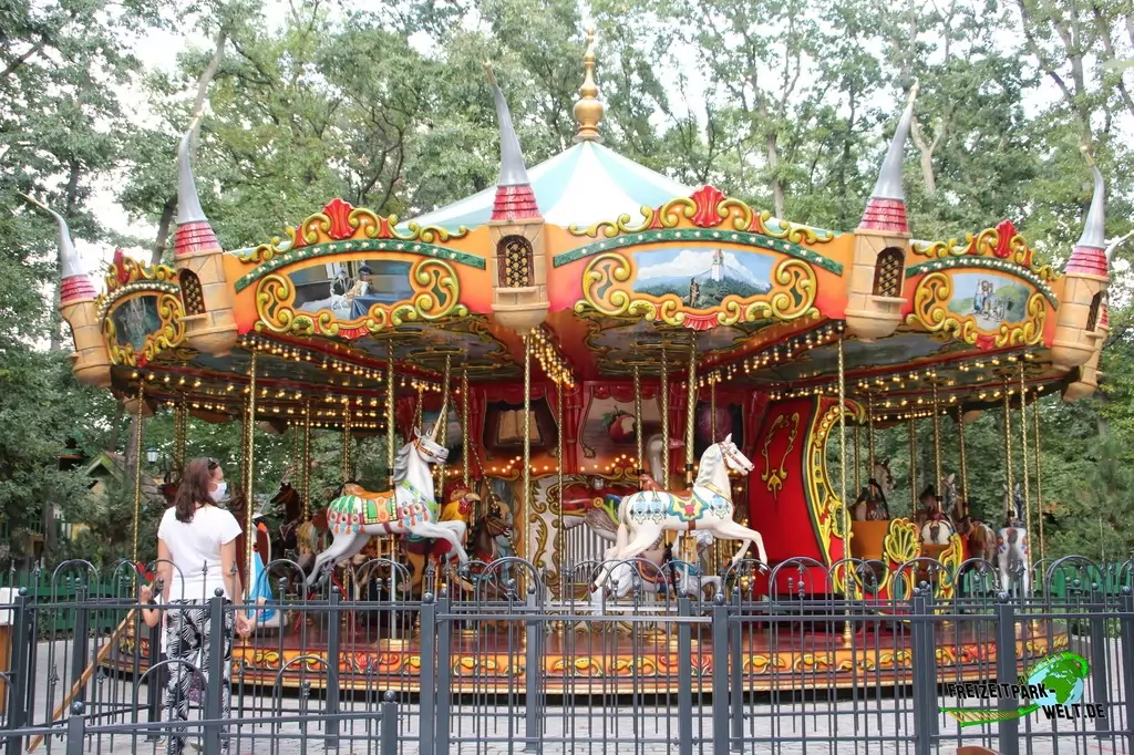 Märchenkarussell im Familypark - 2020