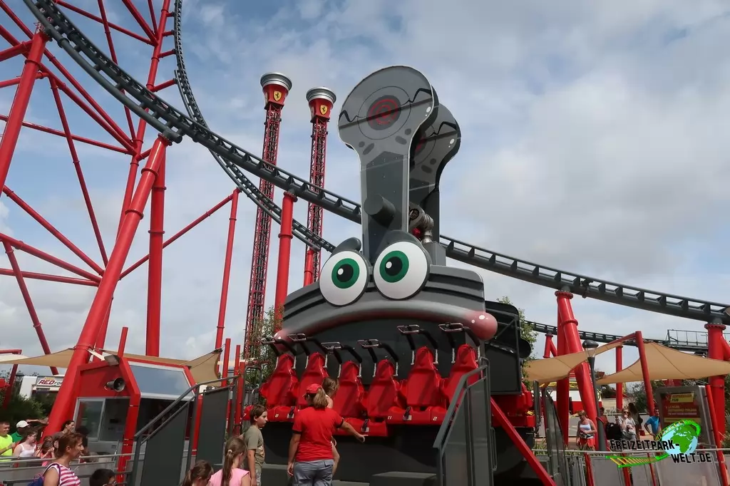 Crazy Pistons im Ferrari Land - 2018