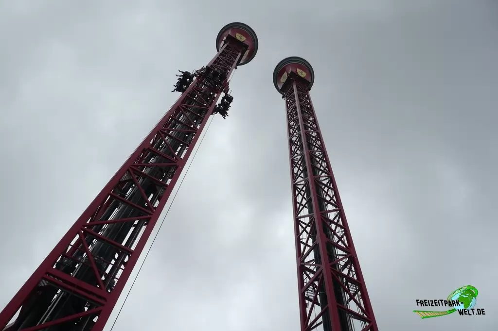 Thrill Towers im Ferrari Land - 2018