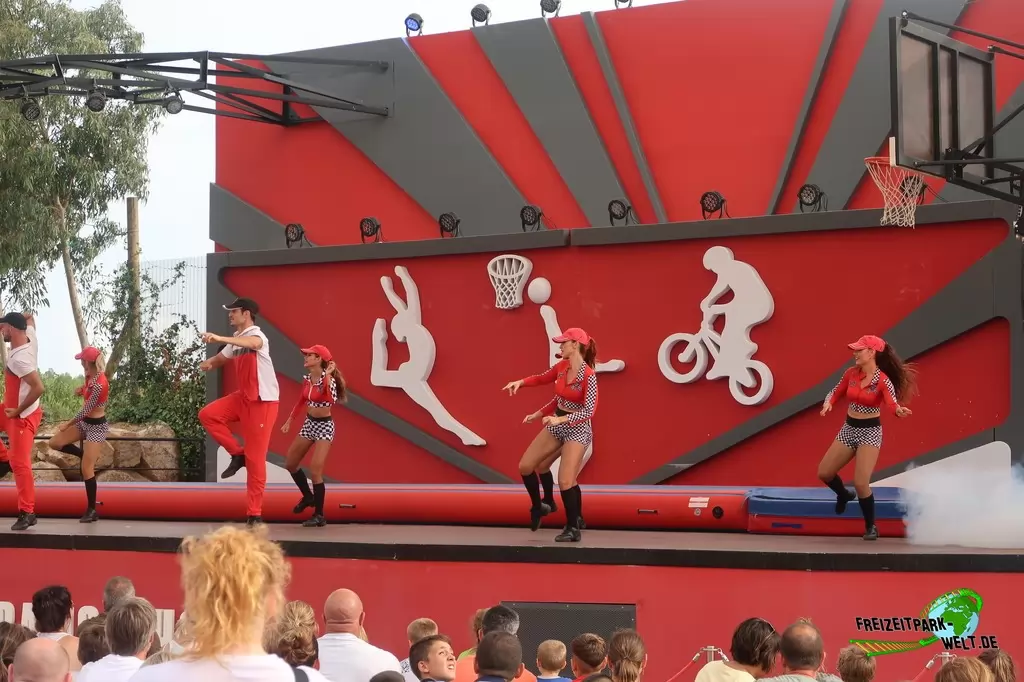 Acrobatic Show im Ferrari Land - 2018