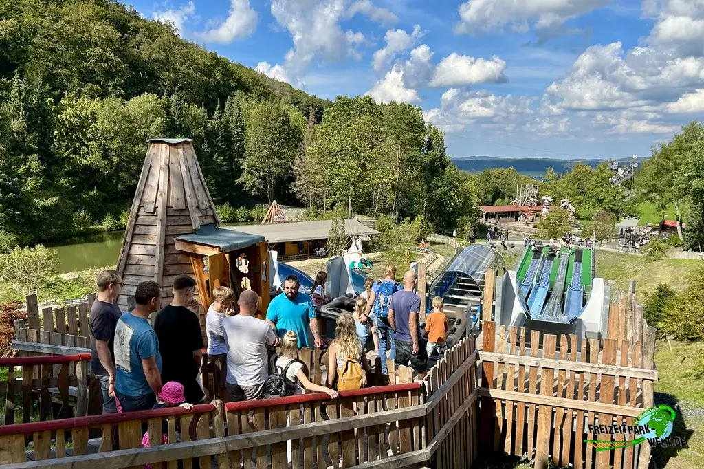 YAKARIs rutschige Wasserfälle im FORT FUN Abenteuerland - 2023