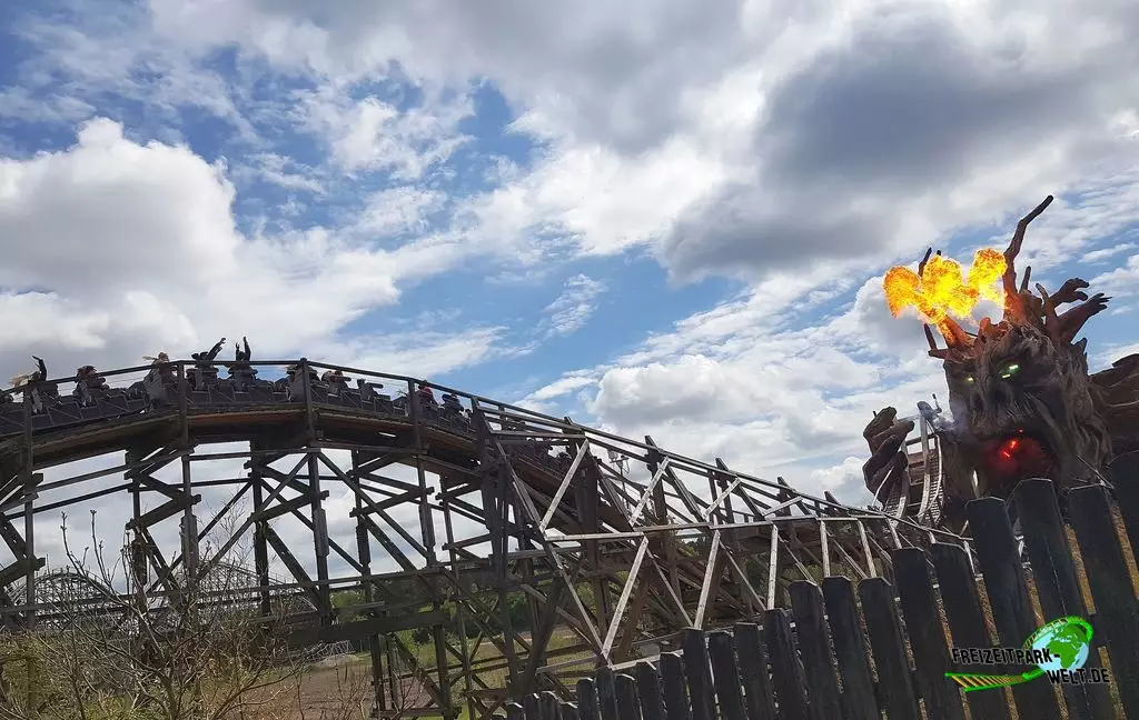 Colossos - Kampf der Giganten im Heide Park Resort - 2021: Colossos ist zweifellos der Platzhirsch im Heide-Park