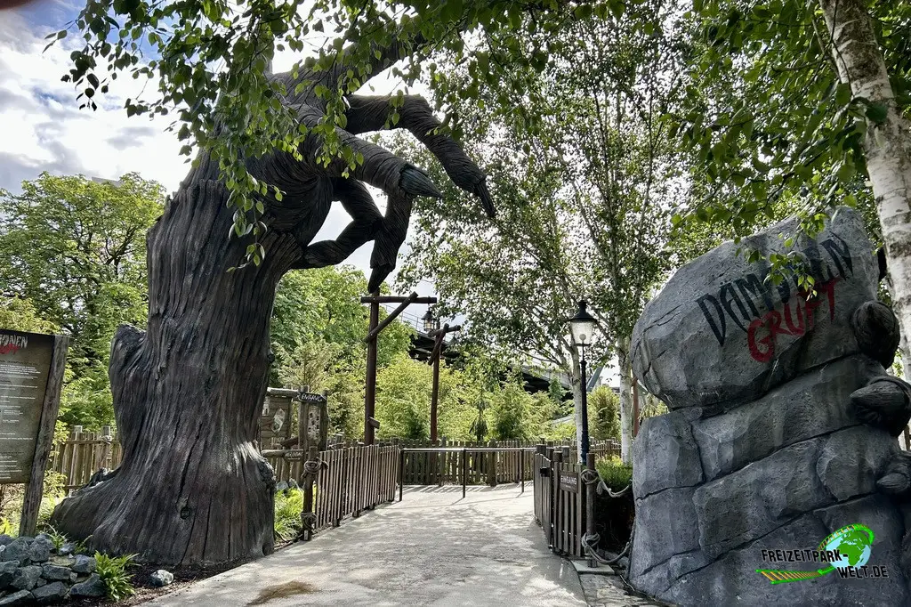 Dämonen Gruft im Heide Park Resort - 2025