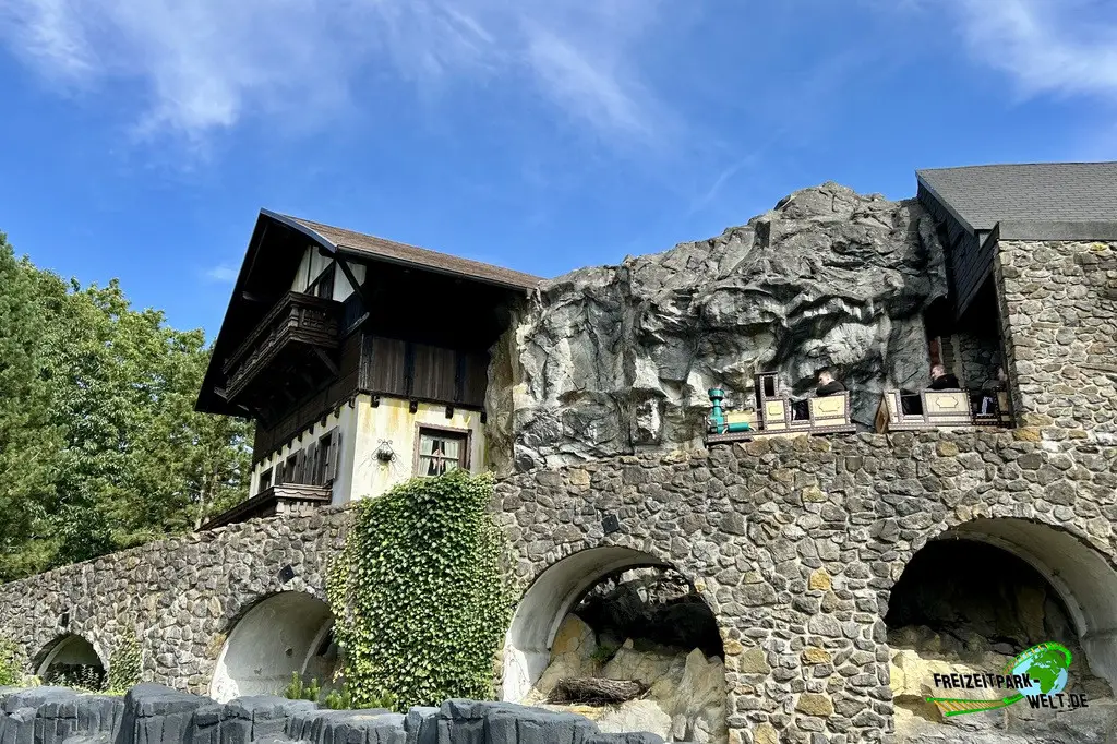 Grottenblitz im Heide Park Resort - 2025