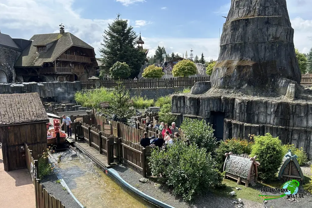 Drachengrotte im Heide Park Resort - 2025