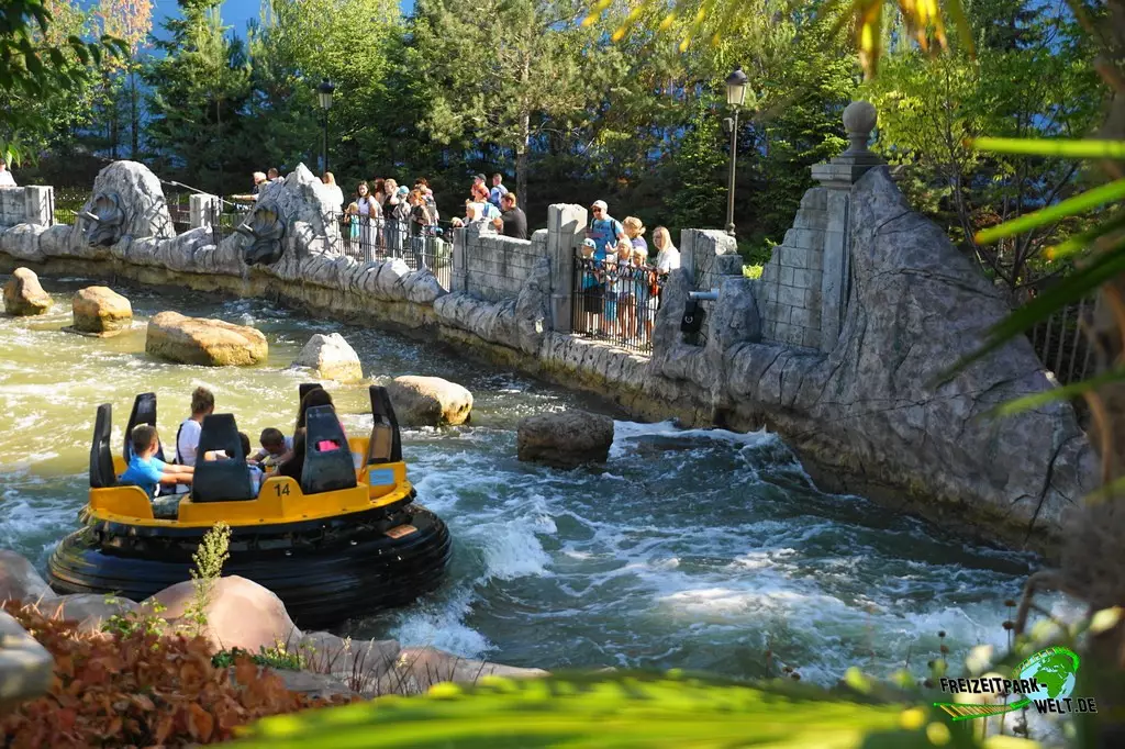 Dino Splash im Plopsaland Deutschland - 2022