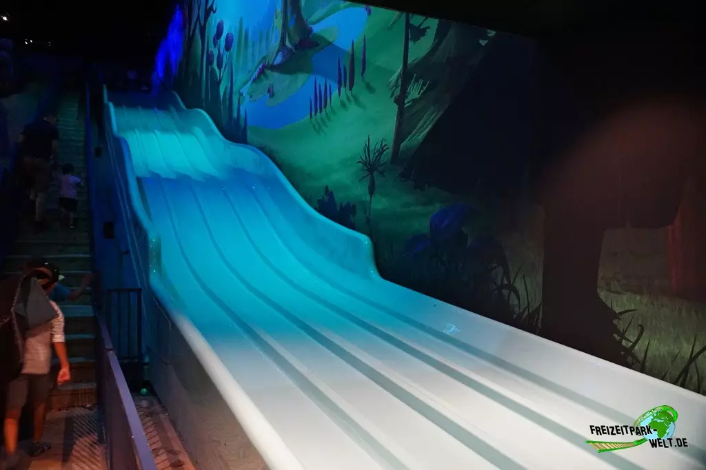 Riesenrutsche im Plopsaland Deutschland - 2022