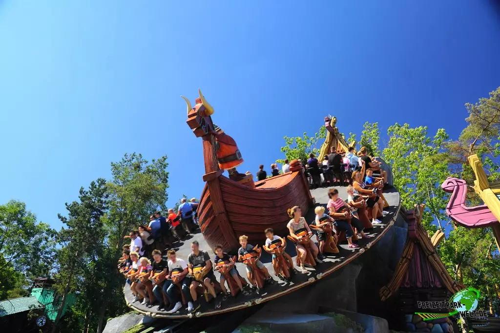 Die große Welle im Plopsaland Deutschland - 2022