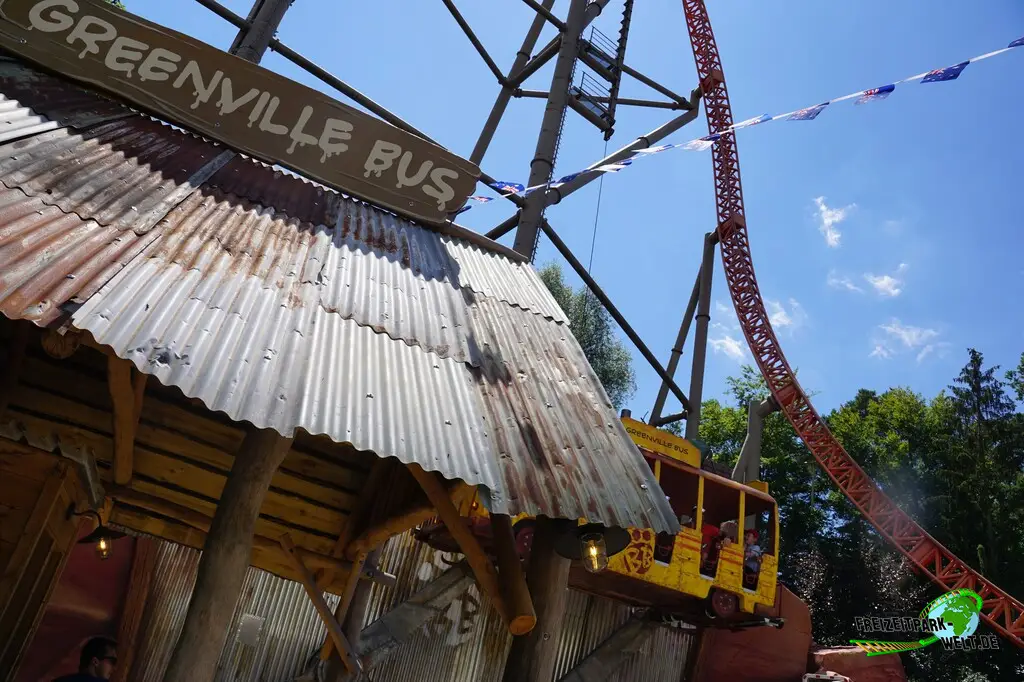 Greenville Bus im Plopsaland Deutschland - 2025