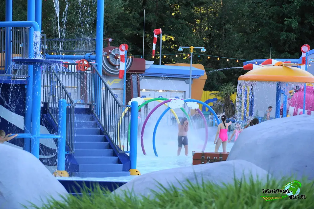 Super Wings im Plopsaland Deutschland - 2025