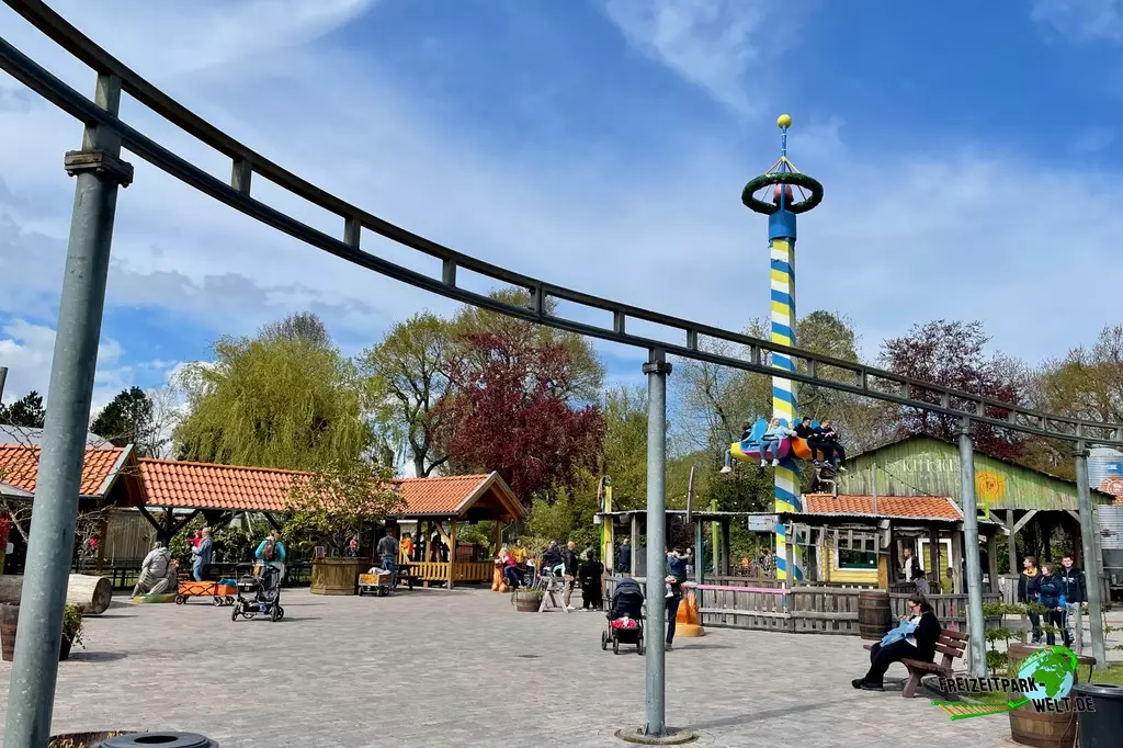 Maibaum-Drop im Jaderpark - 2022
