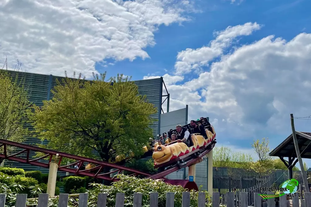 Holzwurm-Achterbahn im Jaderpark - 2022