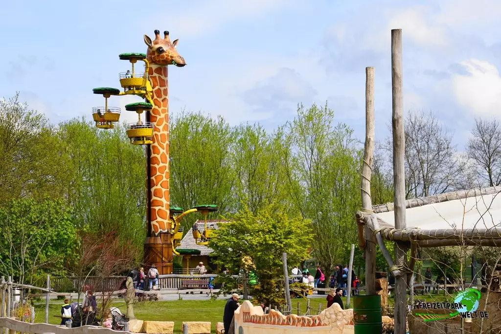 Giraffenturm im Jaderpark - 2022