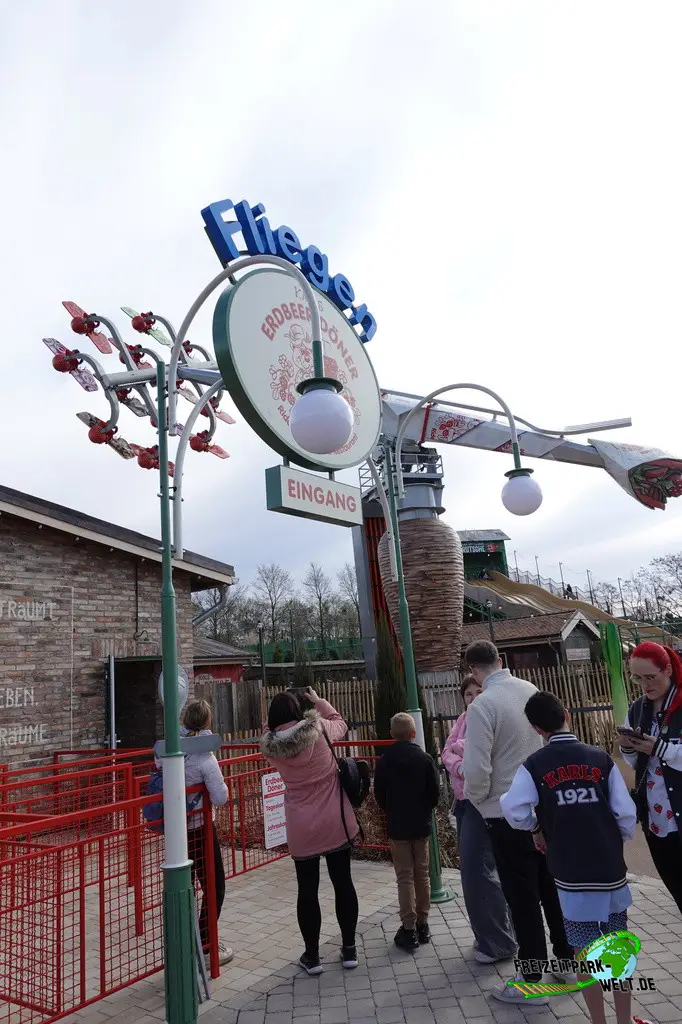 Erdbeer Döner in Karls Erlebnis-Dorf Elstal - 2025