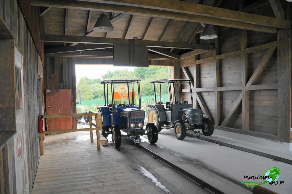 Treggerbahn in Karls Erlebnis-Dorf Loxstedt - 2025