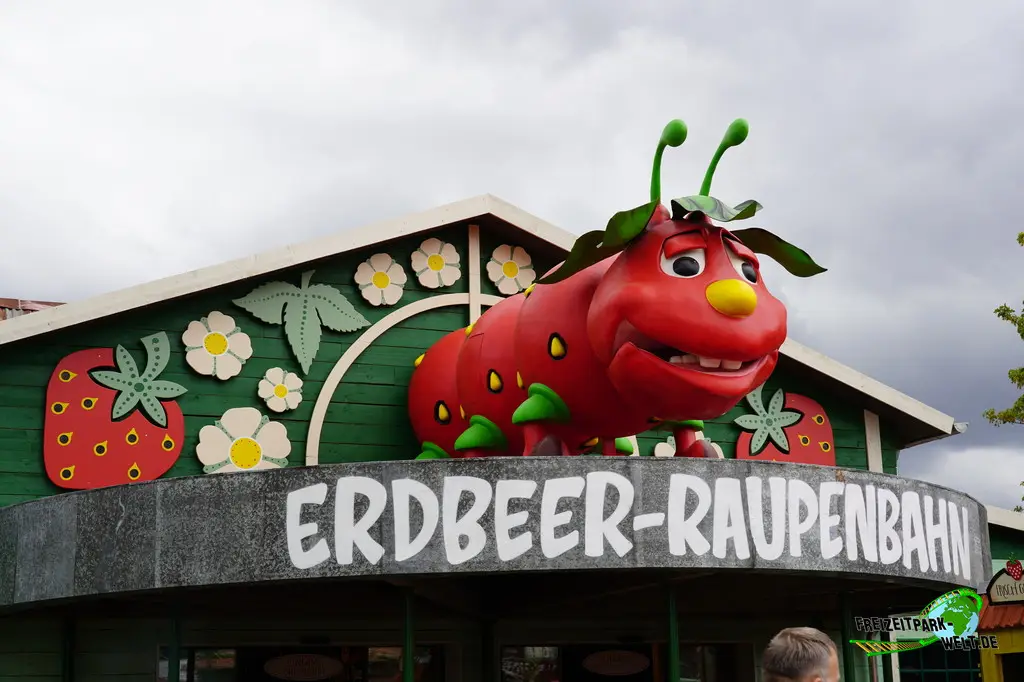 Erdbeer Raupenbahn in Karls Erlebnis-Dorf Oberhausen - 2026