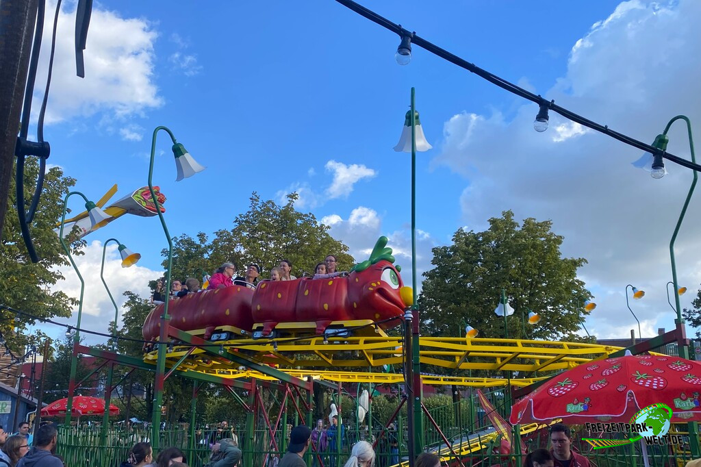 Erdbeer Raupenbahn - Karls Erlebnis-Dorf Oberhausen