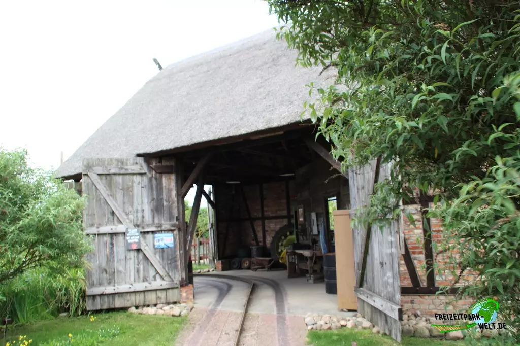 Traktorbahn in Karls Erlebnis-Dorf Rövershagen - 2021