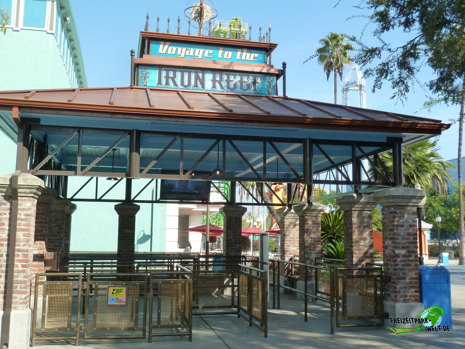 Voyage To The Iron Reef Knott's Berry Farm FreizeitparkWelt.de