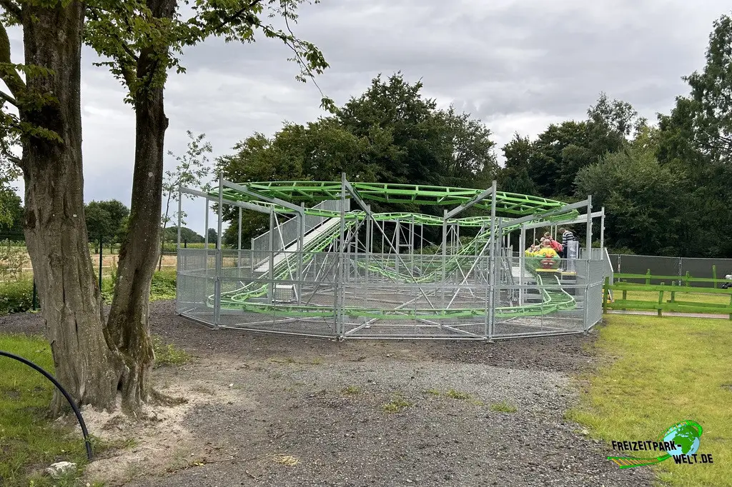 Familienachterbahn im LandErlebnis Janßen Westerstede - 2025