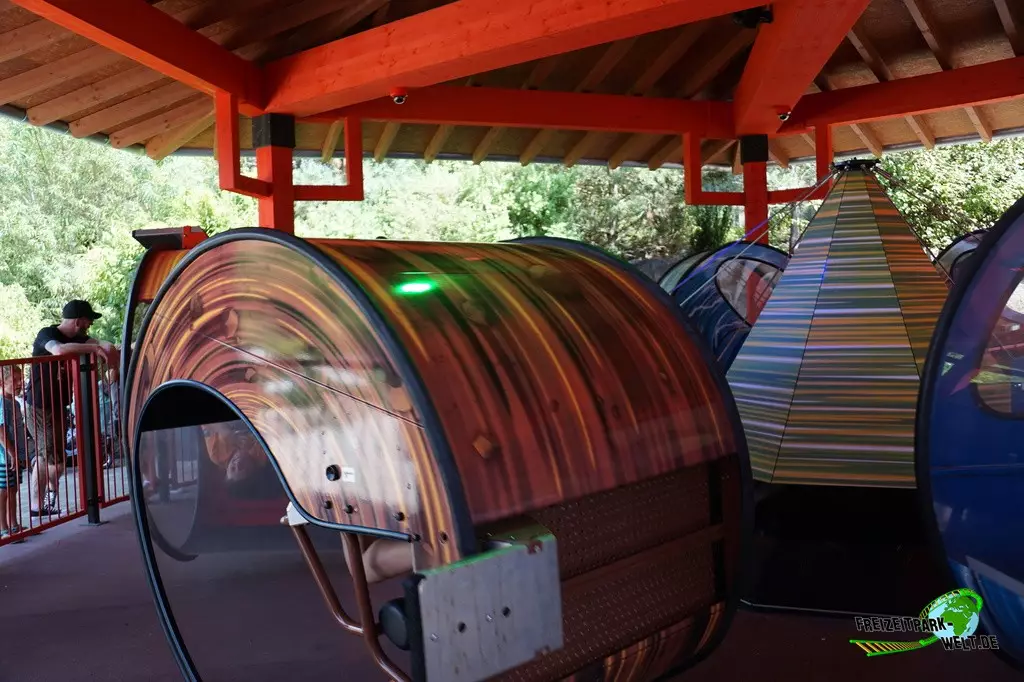 Lloyd‘s Spinjitzu Spinner im LEGOLAND® Deutschland - 2022