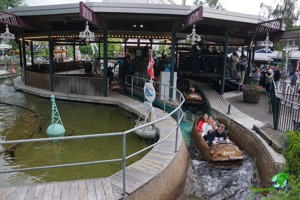 FlumeRide im Liseberg - 2024: Einer der wenigen Log Flumes, die noch eine Doppelladestation haben