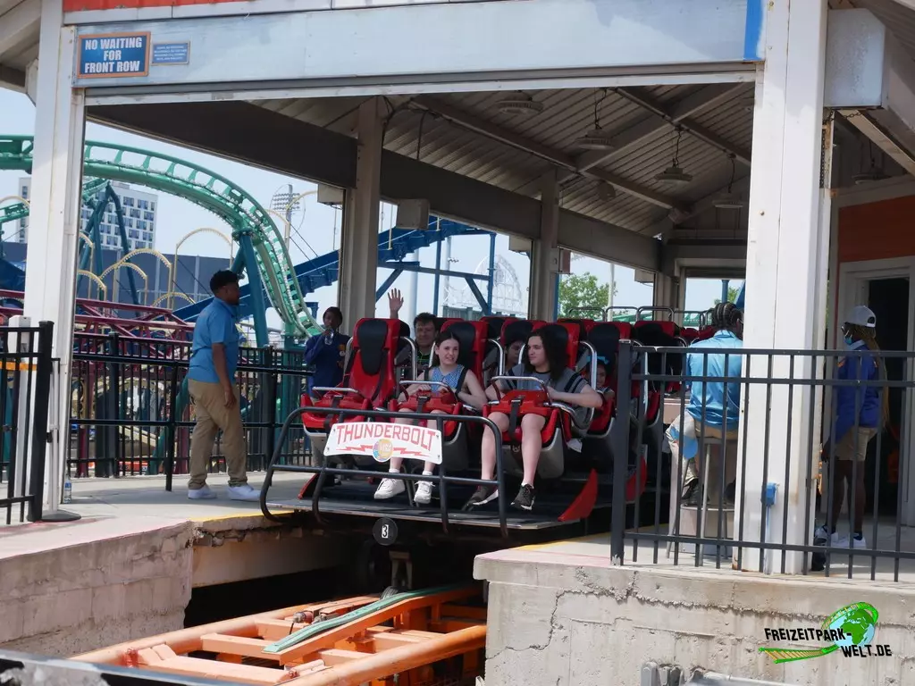 Thunderbolt im Luna Park New York City - 2022