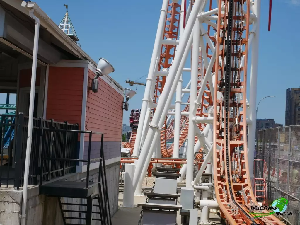 Thunderbolt im Luna Park New York City - 2022