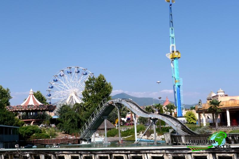 Magic Park Thessaloniki - 2014: Magic Park ist ein kleiner aber feiner Freizeitpark in Griechenland