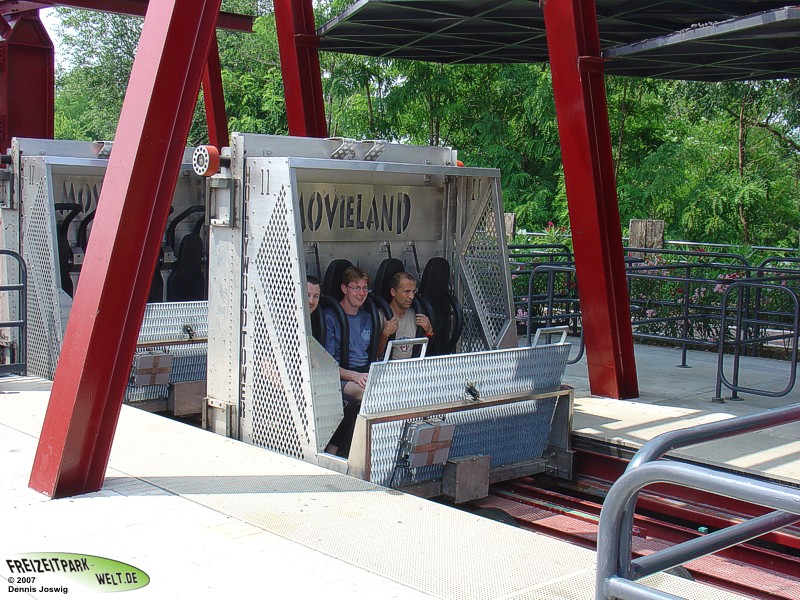 The Hollywood Action Tower im Movieland Park - 2007